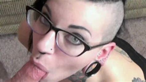 ChickPass Amateur Clips Tattooed Selena Gets Fucked By A Geek