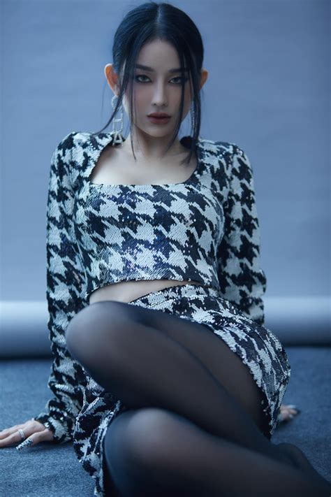 Th M M T Hot Tiktoker B Tung Nhan S C Ngo I I Netizen Xem Xong Li N R N R N Khen Ngo I I