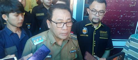 Wahdi Siradjuddin Melantik Pengurus Dpack Granat Tahun Kepengurusan