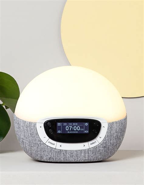 Votre Lumie Bodyclock Shine Simulateur D Aube Et De Cr Puscule Elle