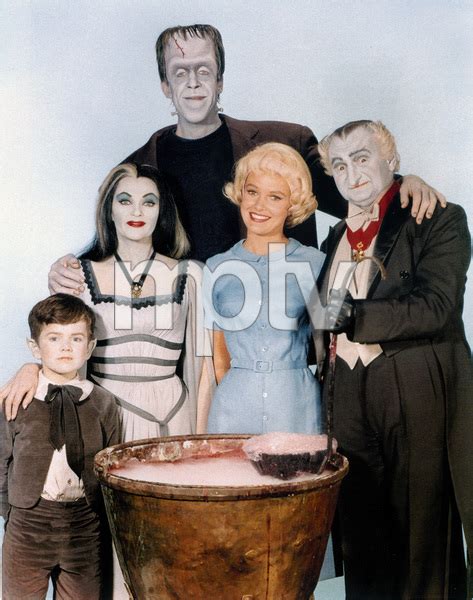 The Munstersbutch Patrick Yvonne De Carlo Fred Gwynne Beverley