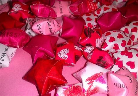 Make 100 love themed stars, 25 personalized by Ohmyorigamistar | Fiverr