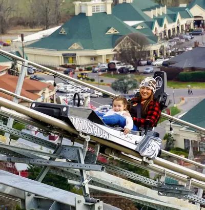 Park Info | Sevierville Attraction