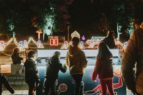 Lumina Park na Zamku Topacz Tegoroczne iluminacje zabiorą nas do