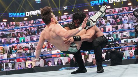 Daniel Bryan vs. Roman Reigns: Universal Title Match: SmackDown, April ...