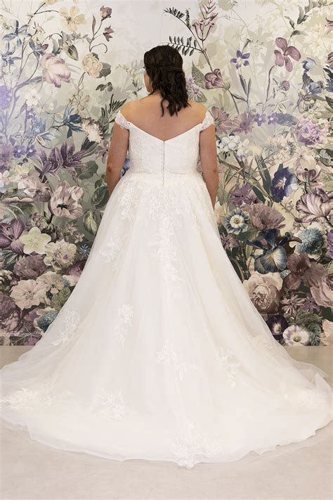 IB24507 : Island Bridal - Designer Wholesaler