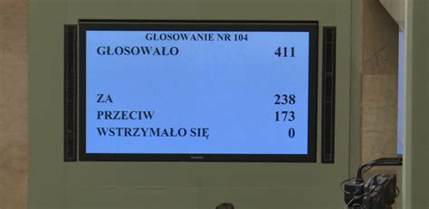 Sejm przyjął nowelizację ustawy o Trybunale Konstytucyjnym autorstwa