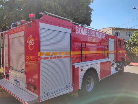 Bombeiros de Horizontina CBMRS 193 controlam princípio de incêndio em