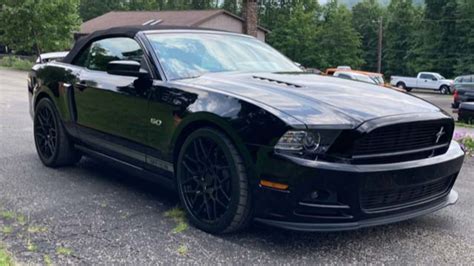 2014 Ford Mustang GT/CS Convertible at Harrisburg 2023 as F243 - Mecum Auctions