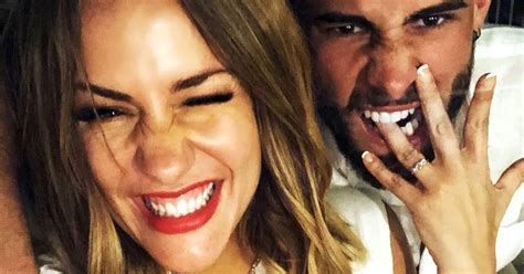 Desperate Andrew Brady Begs For Attention By Shamelessly Stripping Naked In First Picture Since