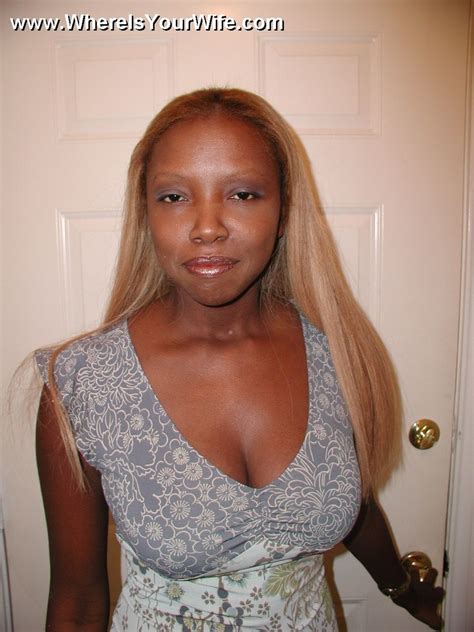 Blonde Amateur Ebony Wife Gets Her Wet Twat XXX Dessert Picture