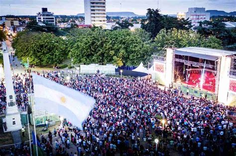 FMK Axel y Los Nocheros cantarán en la 30 edición de la Fiesta