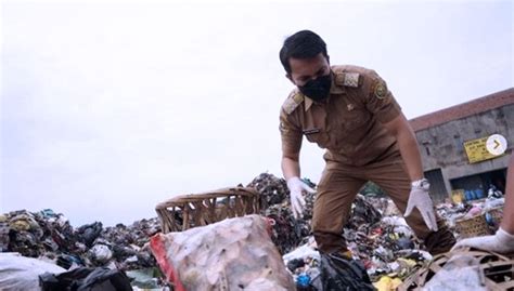 Penumpukan Sampah Masih Terjadi Begini Kondisinya Times Indonesia