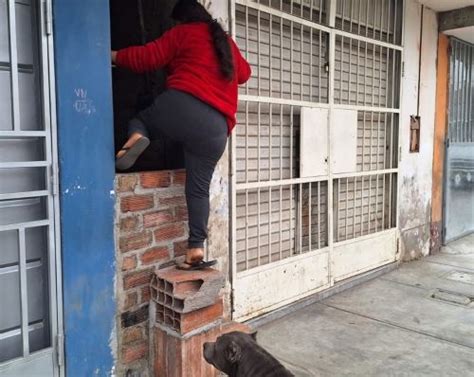 El Ni O En Trujillo Vecinos De Distrito De El Porvenir Levantan Muros