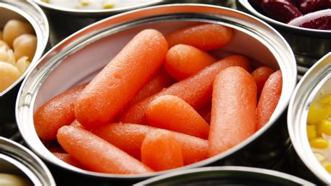 Why You Should Always Have Canned Carrots In Your Pantry