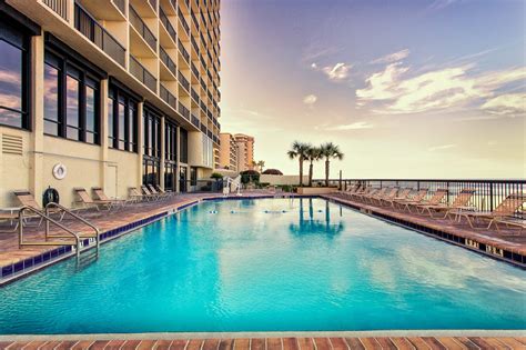 HOLIDAY INN EXPRESS & SUITES OCEANFRONT DAYTONA BEACH SHORES, AN IHG ...