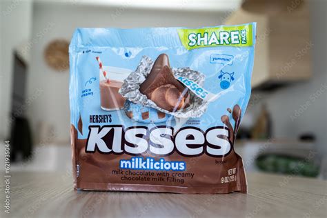 Hershey S Kisses Milklicious Milk Chocolate With Creamy Chocolate Milk