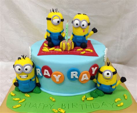 minions cake birthday 5