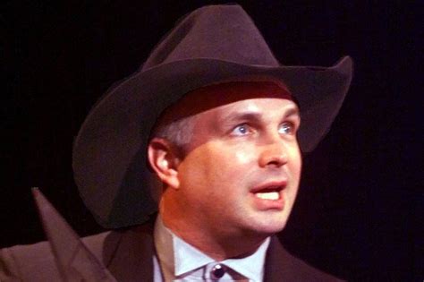 Country Music Memories Garth Brooks Releases In Pieces