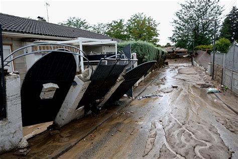 Los destrozos de la DANA en España imágenes de carreteras inundadas