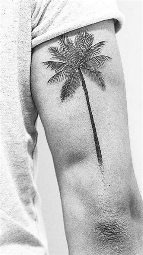 Pin By Ema El Aliado On Ale Cover Palm Tattoos Wrist Tattoos For