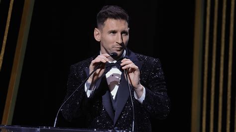 Ora è ufficiale Leo Messi vince l 8 pallone d oro della sua carriera