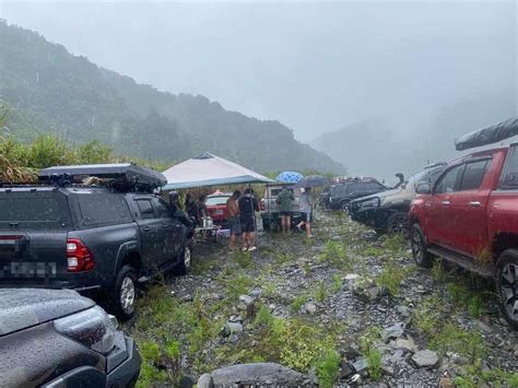 宜蘭清水地熱溪水暴漲 17車43人受困安全無虞 社會 中央社 Cna