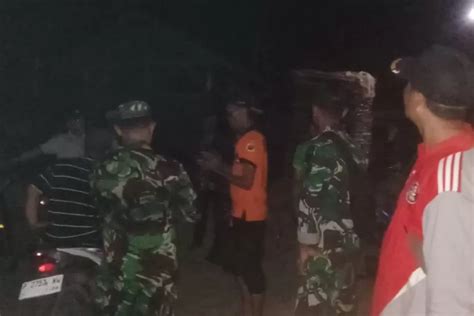 Diduga Karena Puntung Rokok Sebuah Lahan Di Lereng Gunung Besek Jember