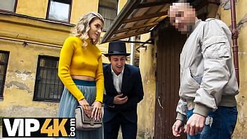 CAZAR4K El Sexo Sensual Frente Al Mago Es El Mejor Truco De La Novia XVIDEOS