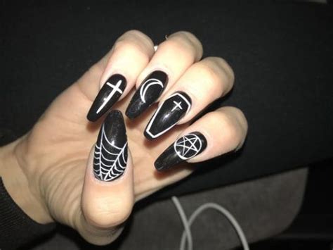 Coffin Halloween Nails That Are Truly Spooktacular Theres Nothing