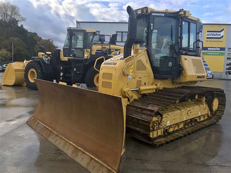 KOMATSU D 51 PX 24 von Schlüter Baumaschinen