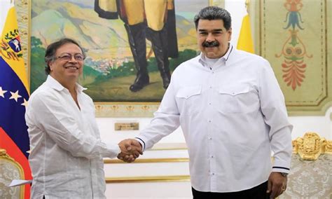 Gustavo Petro Y Nicol S Maduro Firman Acuerdo De Cooperaci N