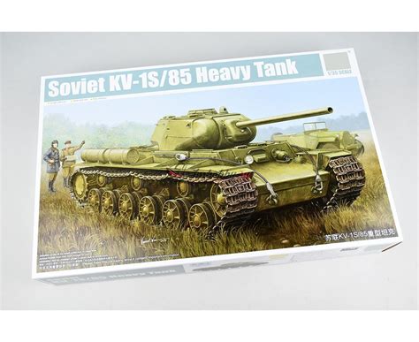 KV-1S/85 Heavy Tank масштаб 1:35 Трубач TR01567