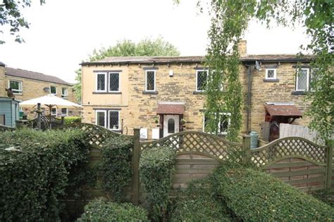 Bradford Road Idle Bradford Bd10 3 Bedroom Semi Detached House For