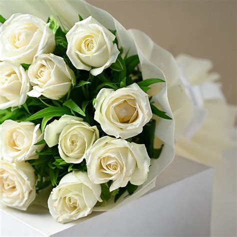 Valentine Day White Roses Bouquet | Same Day Delivery Pakistan