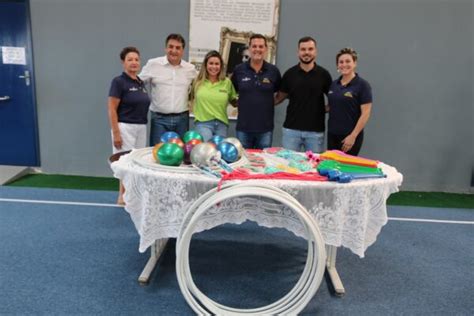 Projeto Viva Vila recebe kit de materiais específicos para a ginastica