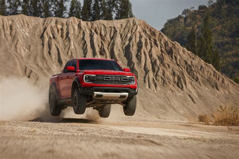 La nueva generación del Ford Ranger Raptor reescribe las reglas en