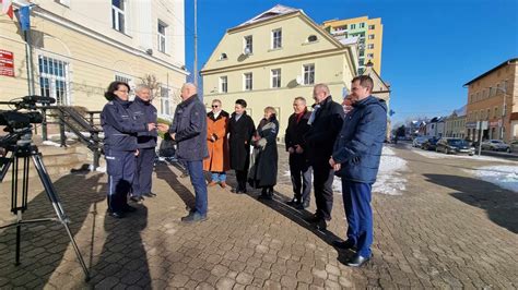 Przekazanie Nowego Radiowozu Dla Komendy Powiatowej Policji W