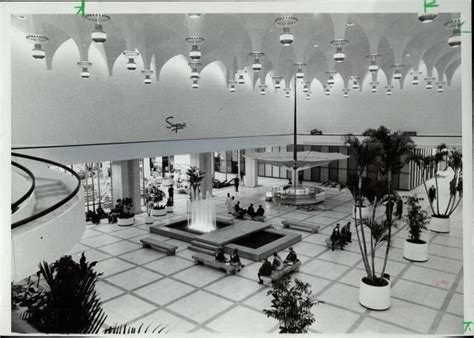 Once Upon A City Yorkdale Mall Brought Shopping Into The 20th Century