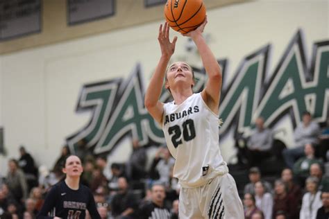 D’Evelyn girls basketball picks up 10th straight win - Colorado Preps