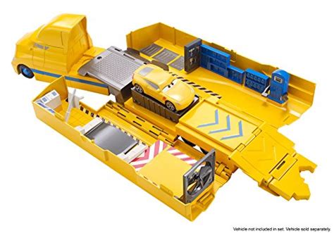 Disney Pixar Cars Cruz Ramirez S Hauler Playset Pricepulse