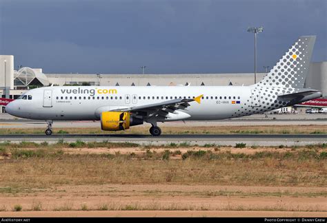 Aircraft Photo Of EC HHA Airbus A320 214 Vueling Airlines