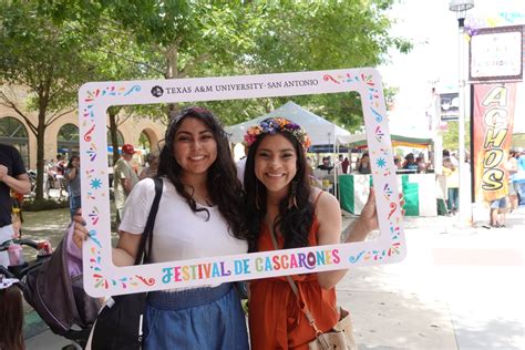 Festival De Cascarones - Fiesta San Antonio