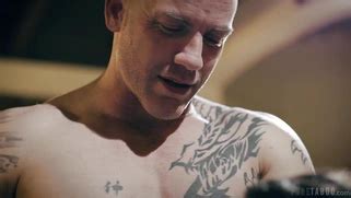 Casey Calvert Deepthroats Derrick Pierce S Hard Cock Porn Movies Movs