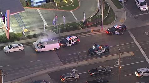 Suspect Rams Police Cruiser Steals Vehicles During Violent California Police Chase Today Abc7