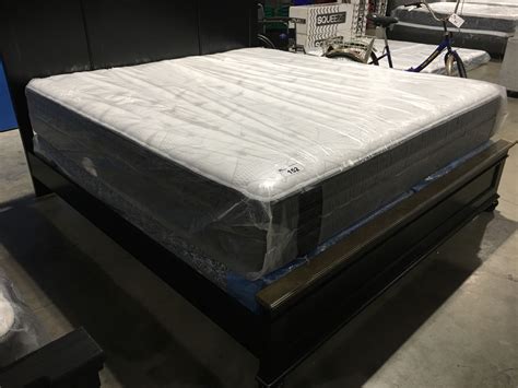 KING SIZE MATTRESS & BOXSPRING SET - Able Auctions