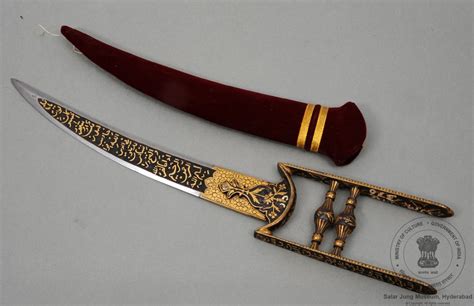 Katar Blade Damascened In Gold Floral Design India 17th C Jamadhar