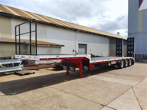 Fwr Tri Axle Drop Deck Trailer Ft Drop Deck For Sale At