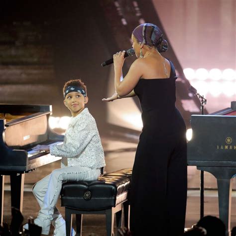 Alicia Keys and her sons absolutely stole the show at iHeart Radio ...