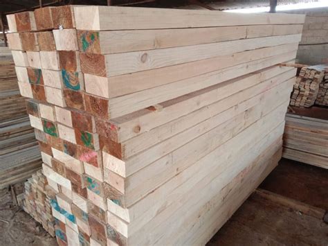 Rectangular Pure White New Zealand Pine Wood Timber For Furniture At